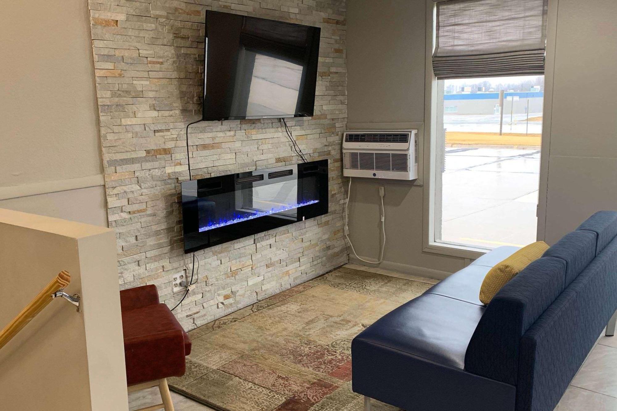 Super 8 By Wyndham Kirksville-University Area Buitenkant foto