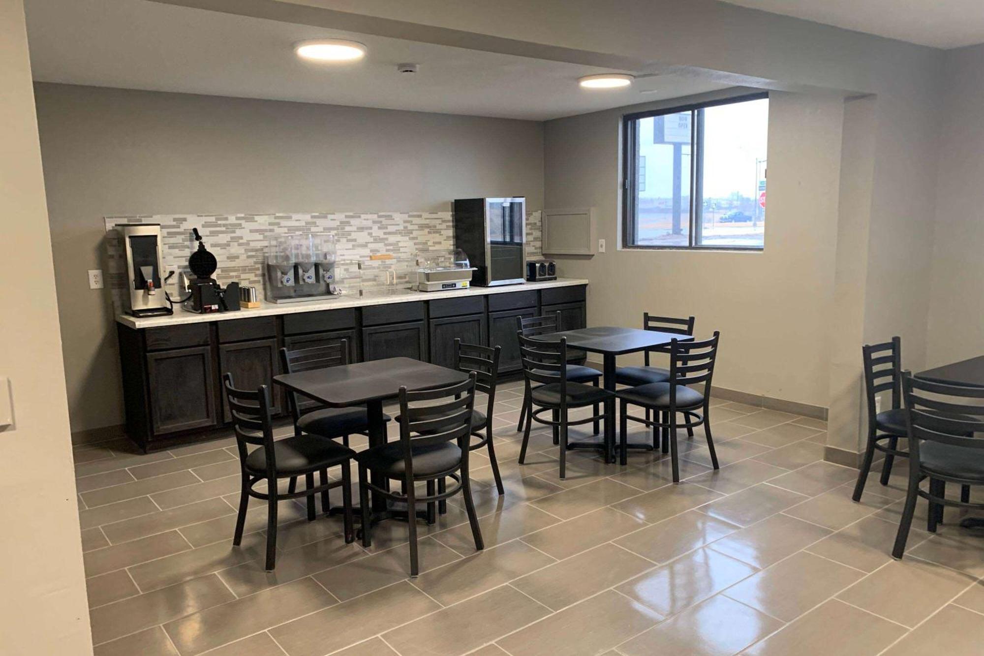 Super 8 By Wyndham Kirksville-University Area Buitenkant foto